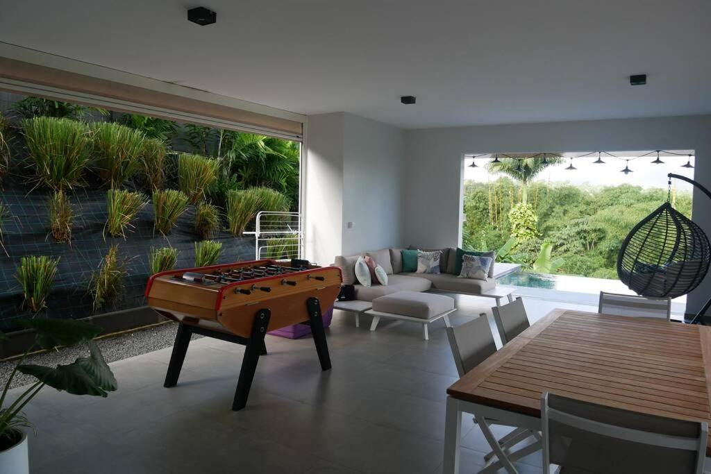 Villa Kumquat Avec Piscine Et Vue Sur Les Montagnes Petit-Bourg Bagian luar foto