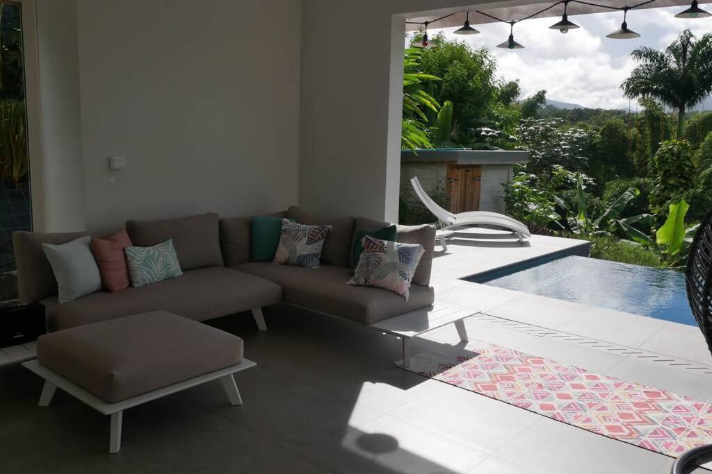 Villa Kumquat Avec Piscine Et Vue Sur Les Montagnes Petit-Bourg Bagian luar foto