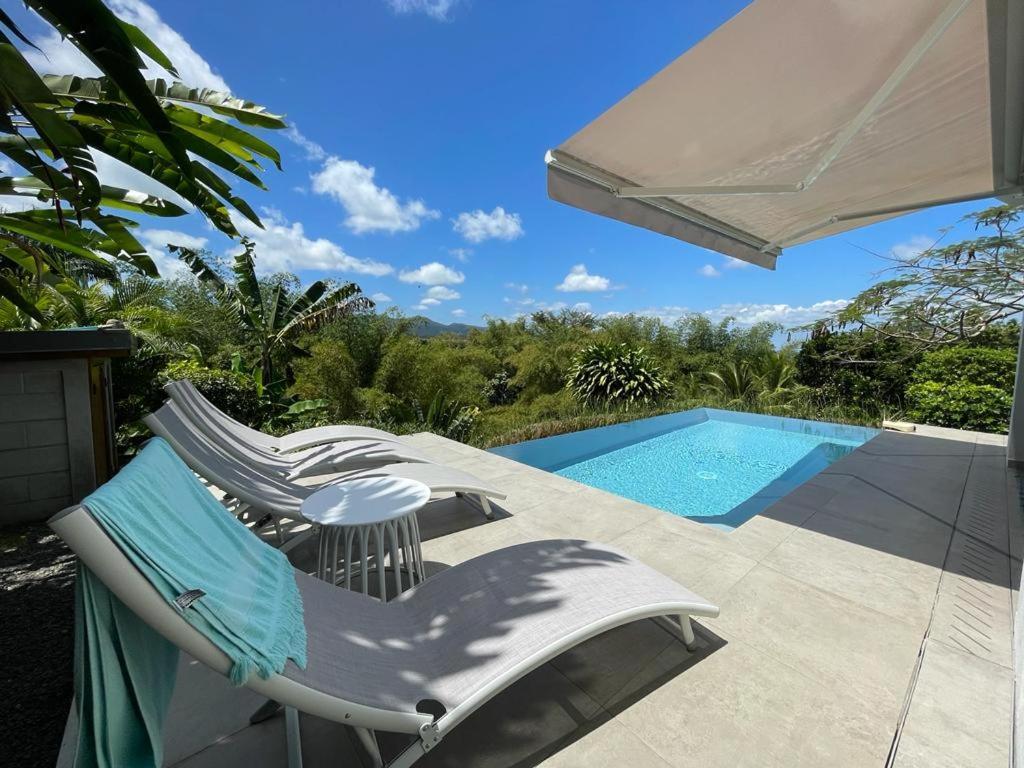 Villa Kumquat Avec Piscine Et Vue Sur Les Montagnes Petit-Bourg Bagian luar foto